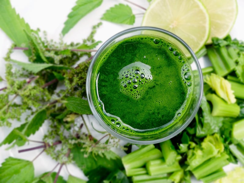 Zucchini noodles with pesto